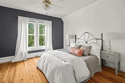 1302 Hepburn Ave — Photo 16