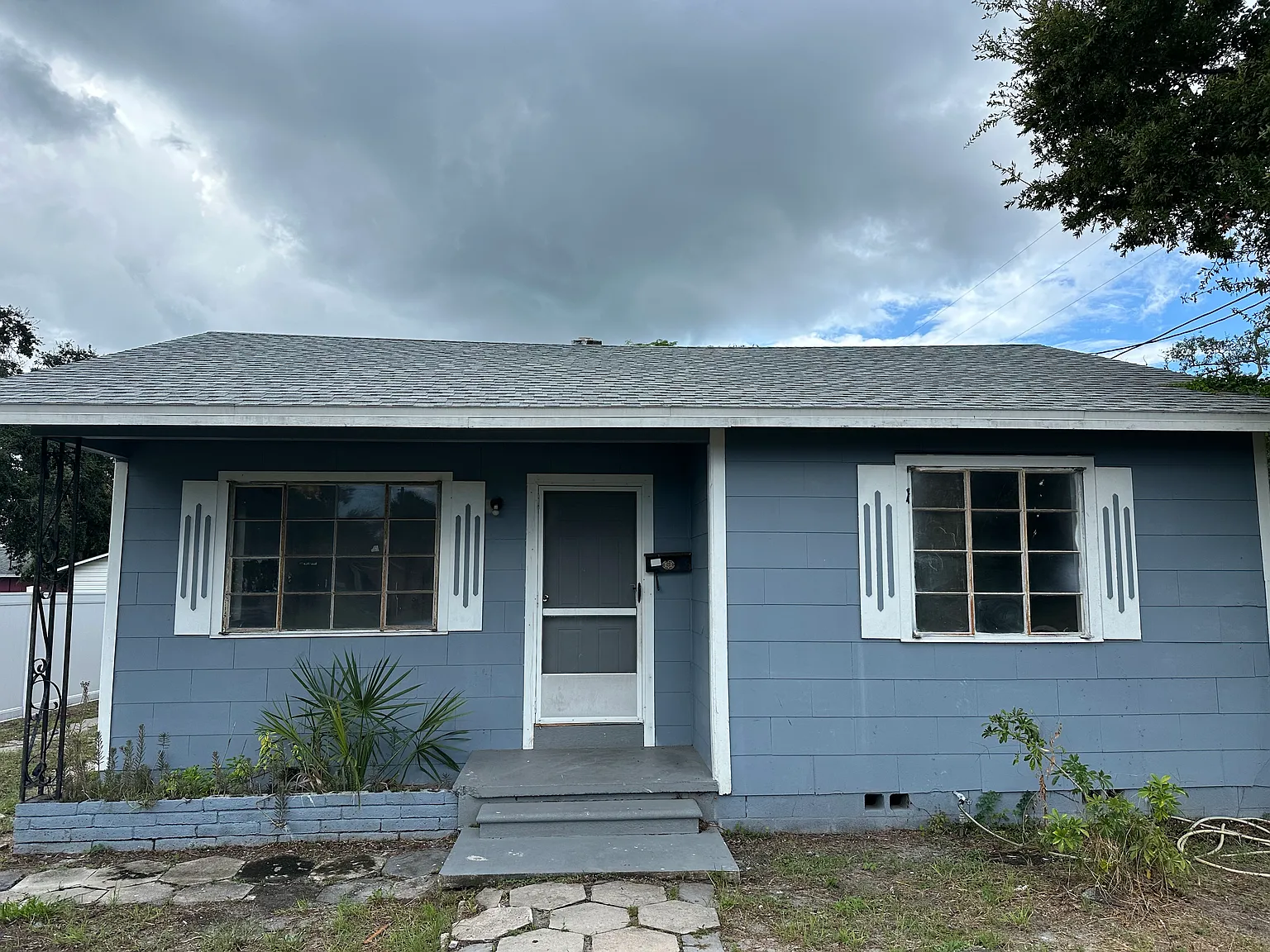 2 bed, 1322 sqft, $2,299 — Photo 1