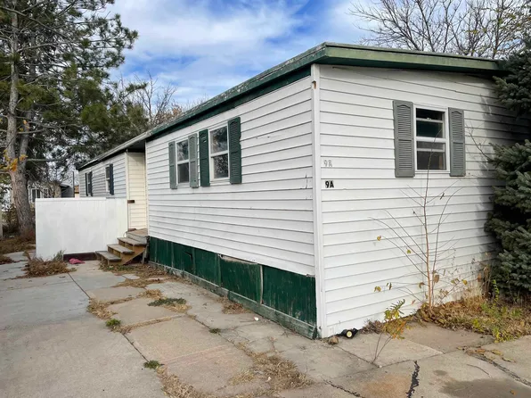 2300 E Philip #9A, North Platte, NE 69101