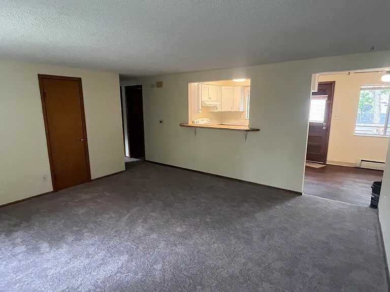 455 Longs Peak Ave #4 — Photo 3