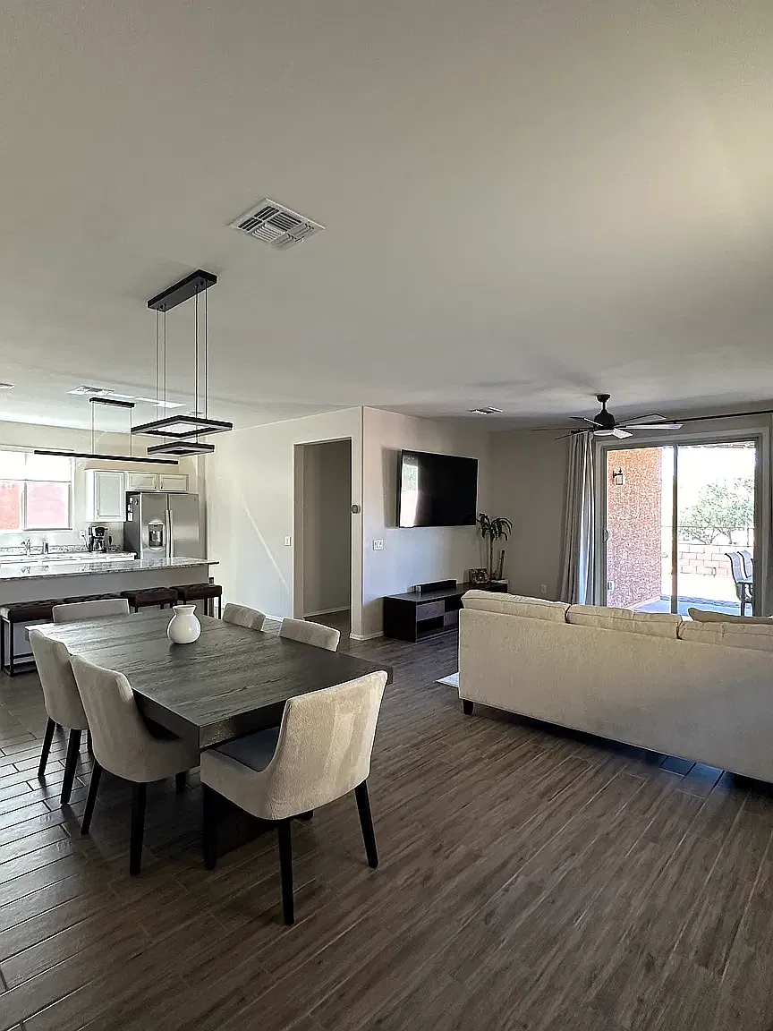 3 bed, 1500 sqft, $2,450 — Photo 4