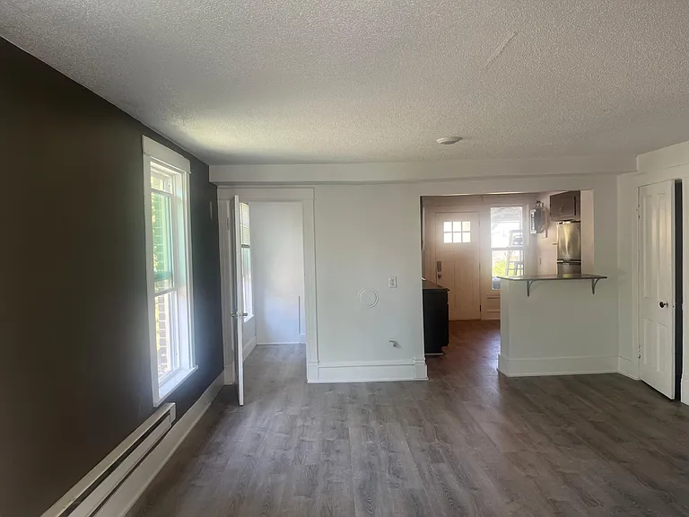 1421 5th St NE #3 — Photo 12