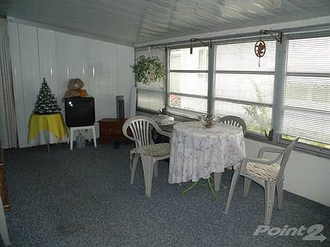 FLORIDA ROOM