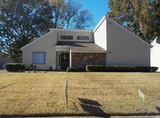4497 Harvest Hill Rd, Memphis, TN 38141