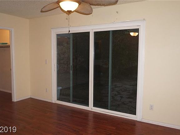 2nd image of 416 Summit Dr