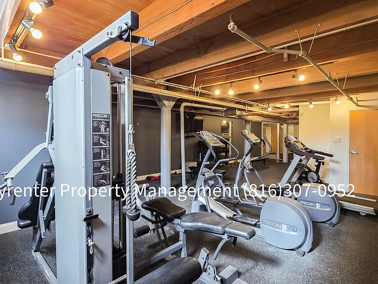 700 Broadway Blvd #308 — Photo 19