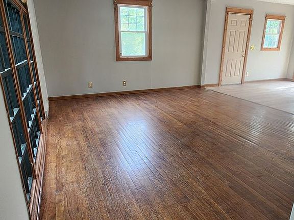4th image of 3514 N 36th Ave