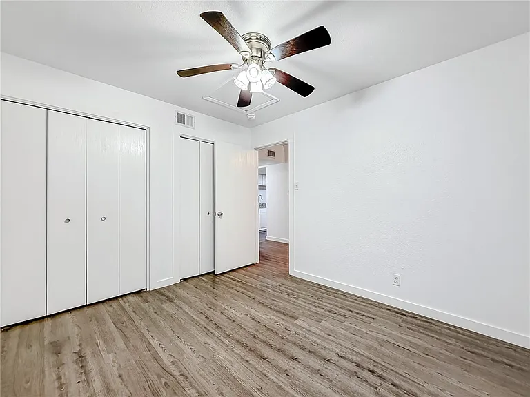 302 Easy St #B — Photo 18