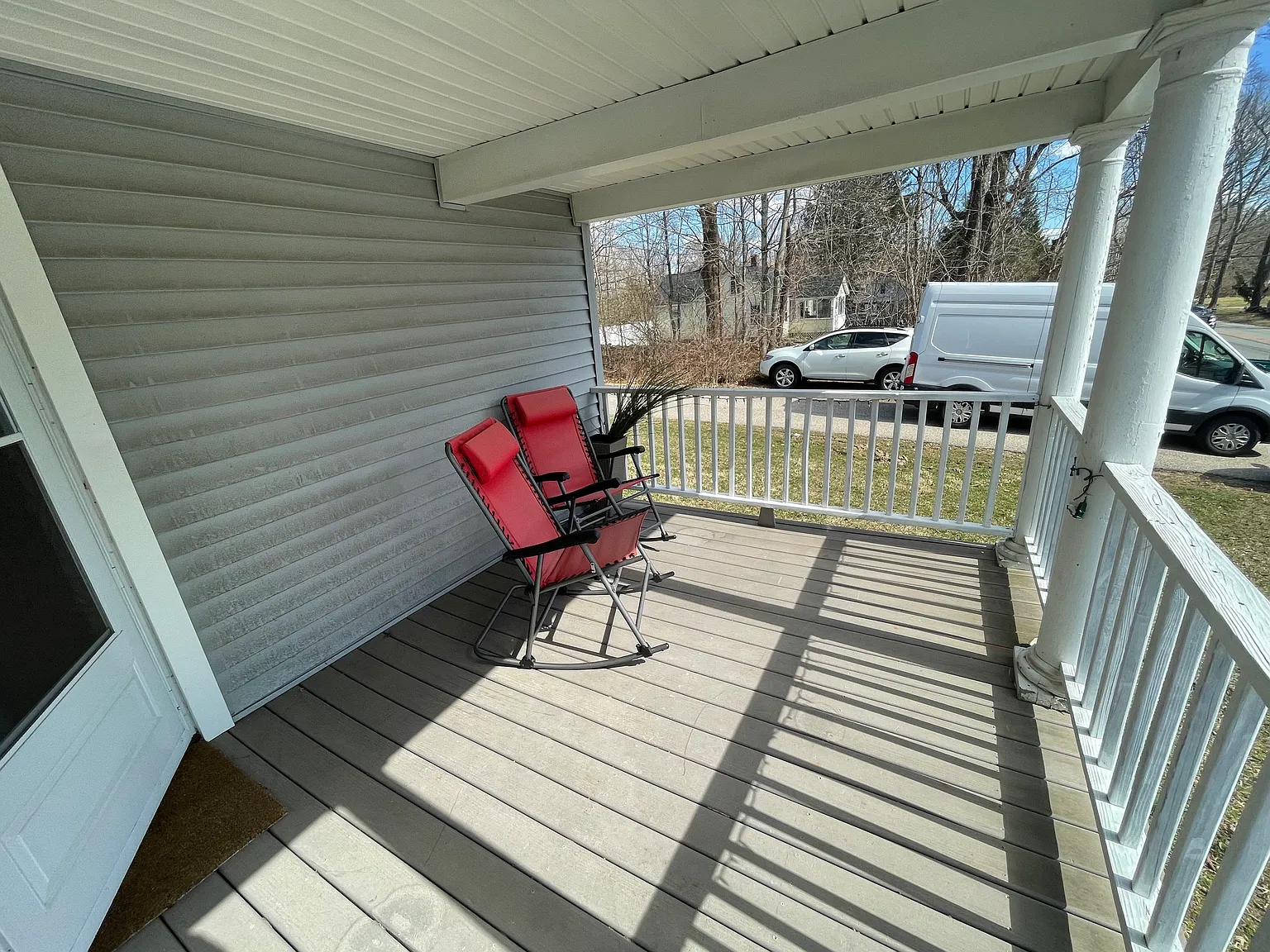4 bed, 1400 sqft, $3,000 — Photo 3