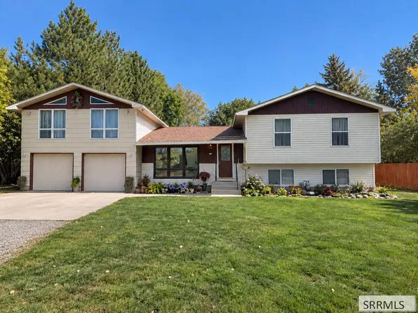 934 Elizabeth St, Rexburg, ID 83440