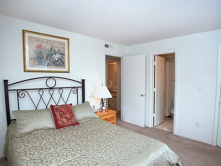 Stonesthrow Apartment Homes — Photo 9