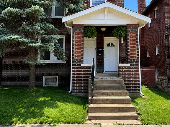 5th image of 3676 Montana St