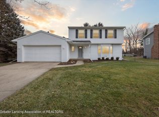 6158 Horizon Dr, East Lansing, MI 48823