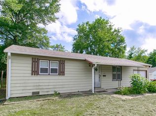 326 W Market St, Warrensburg, MO 64093