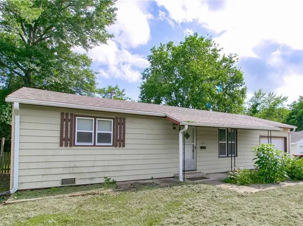 326 W Market St, Warrensburg, MO 64093