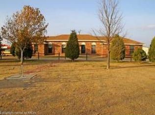 10400 W Sundown Ln, Amarillo, TX 79119