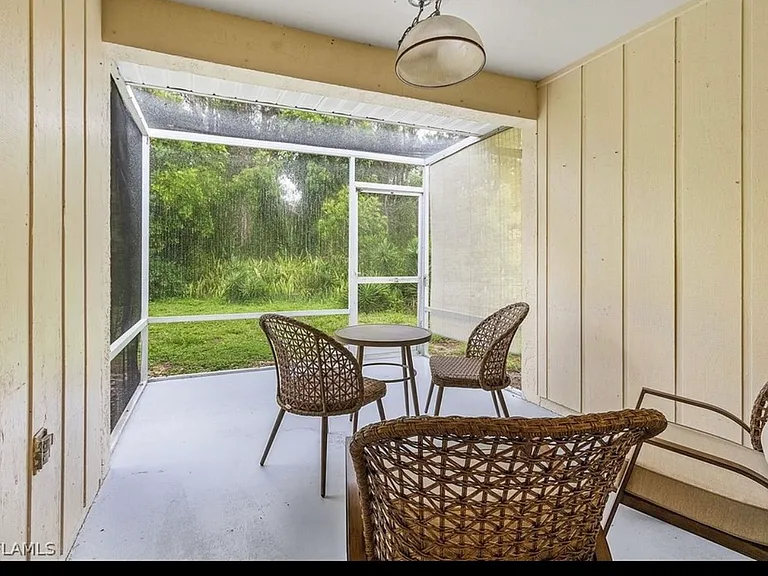 19144 Miami Blvd #19144 — Photo 7