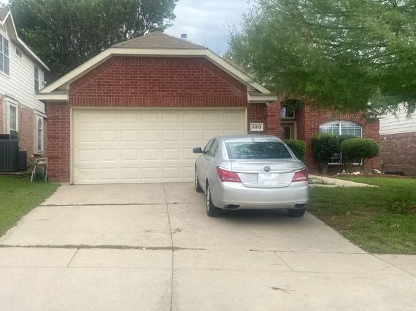 5013 Skymeadow Dr, Fort Worth, TX 76135