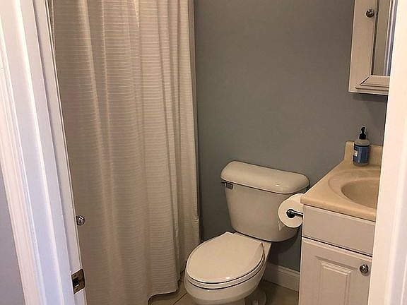 2nd image of 37 Glenwood Ave #2