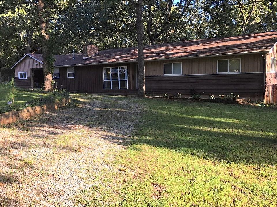 1st image of 10083 Fairview Ln #203