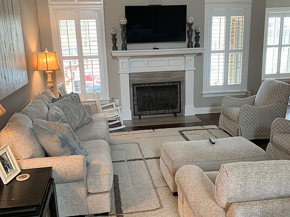 5th image of 86 Ravenwood Dr