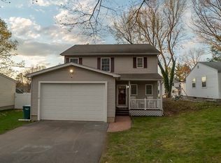 48 Fellsmere St, Springfield, MA 01119