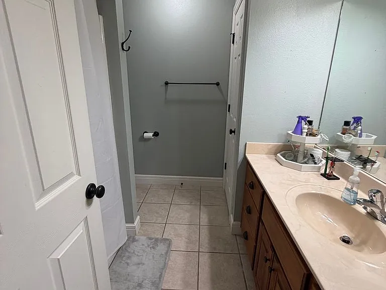 637 N Spout Spring St — Photo 17