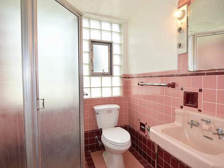 4028 Ledgewood Dr — Photo 18