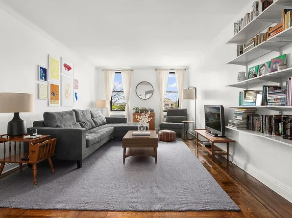 960 Sterling Pl APT 6J, Brooklyn, NY 11213