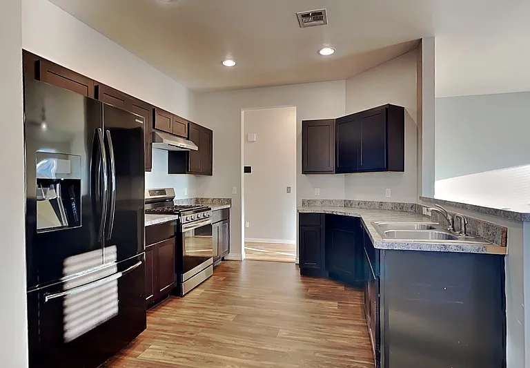 4313 Windgate West Rd — Photo 4