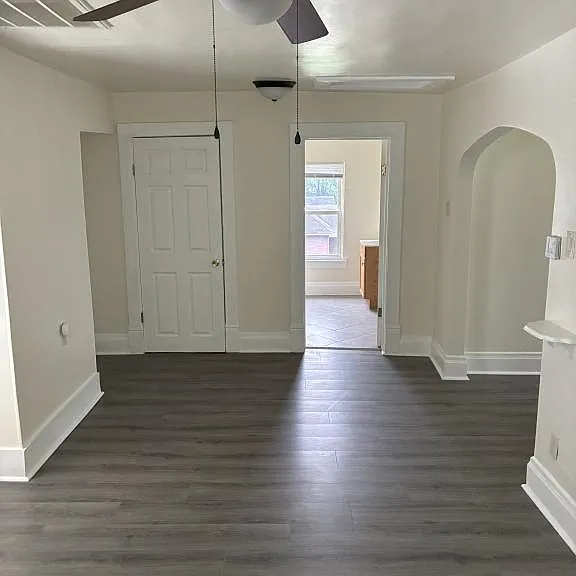4229 4th Ave — Photo 2