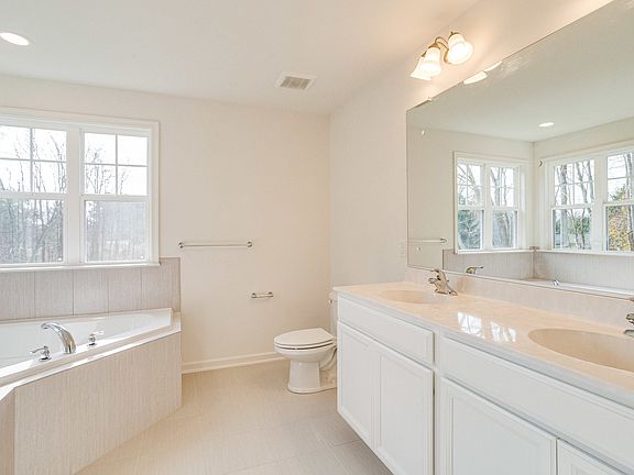 Windermere Lacrosse Homes