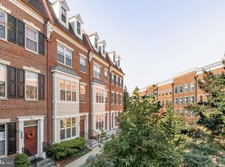 401 Governors Ct, Philadelphia, PA 19146