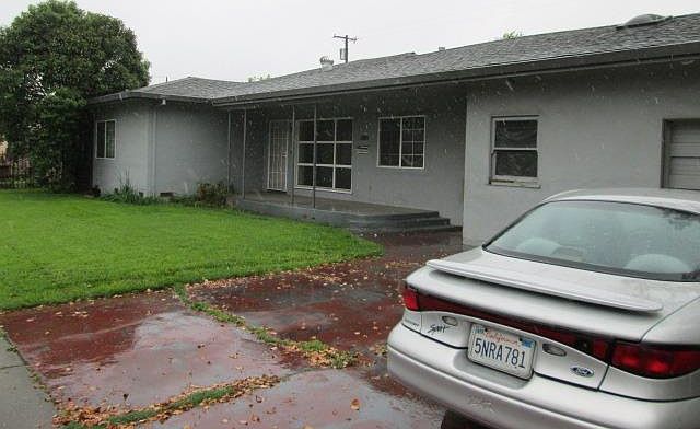 1st image of 725 N Watts Ave