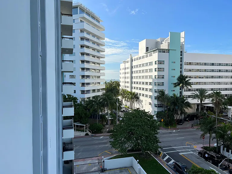 3200 Collins Ave #56 — Photo 12