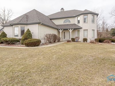 328 Cove Harbour Dr, Holland, OH, 43528