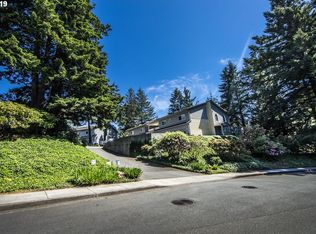 1455 Seacrest Ln, Brookings, OR 97415