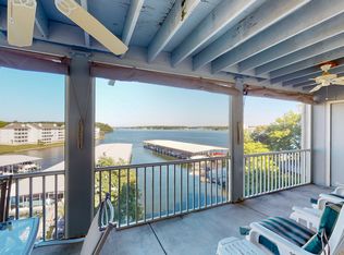 404 Regatta Bay Cir #3B, Lake Ozark, MO 65049