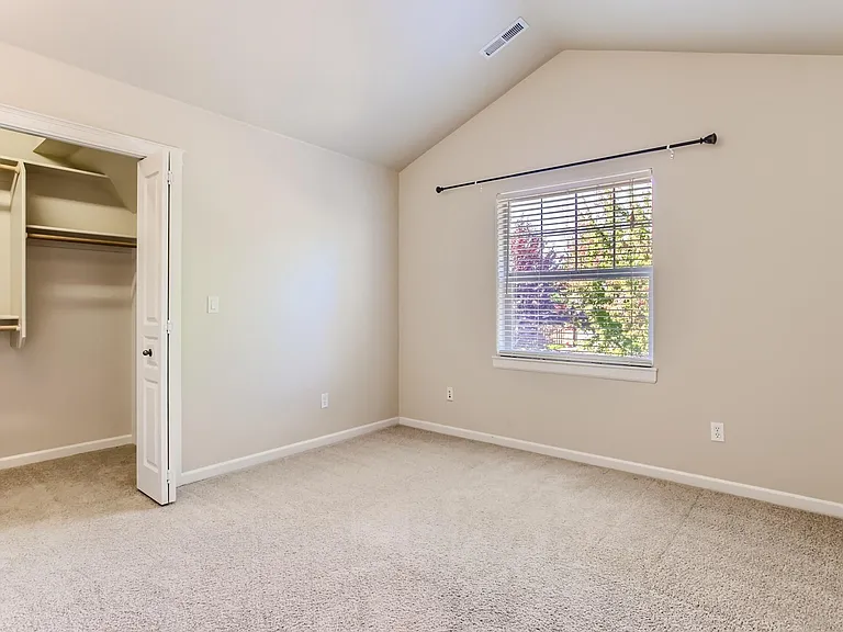 13109 SE Snowfire Dr — Photo 26