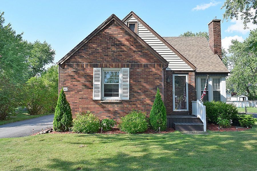 1st image of 862 Maryvale Dr