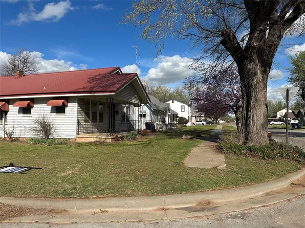 715 W Kentucky Ave, Anadarko, OK 73005