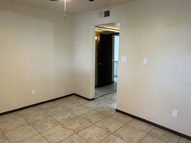 3290 Venus St #D — Photo 9