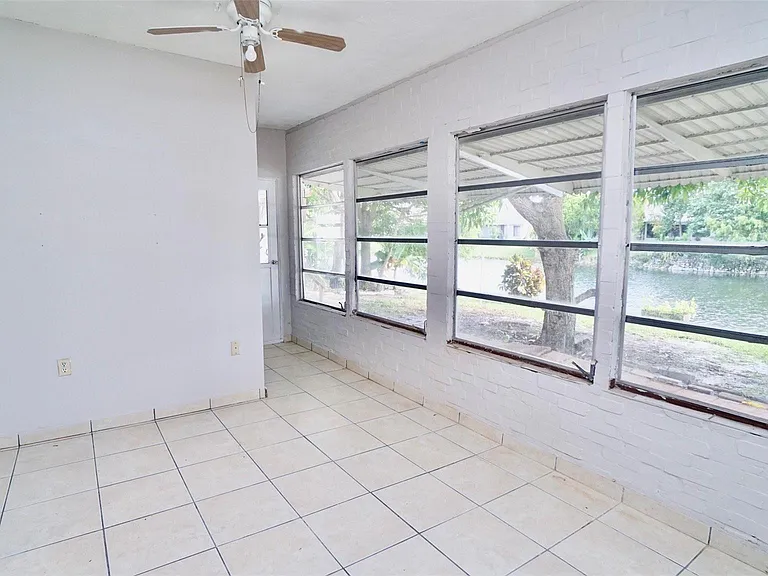 5908 NW 81st Ave — Photo 23