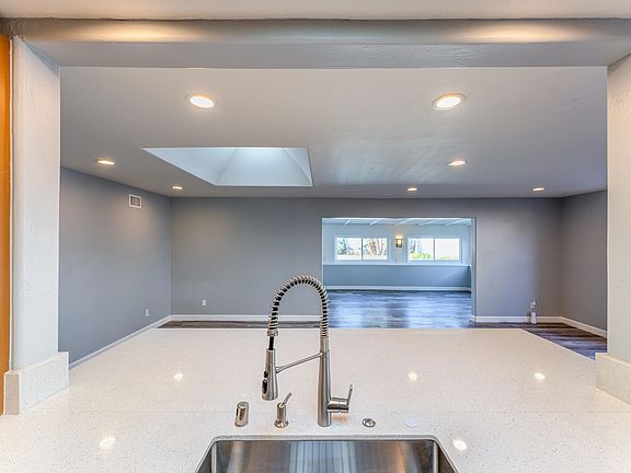 4th image of 6202 Mount Aguilar Dr