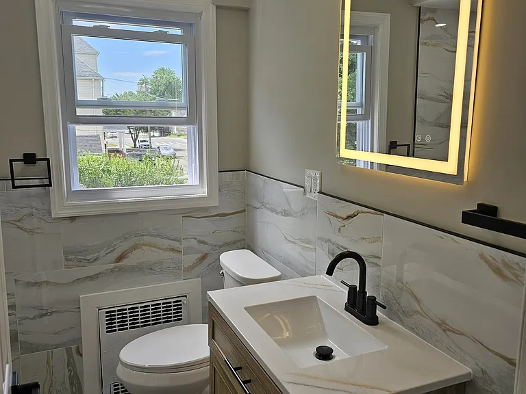 150 Illinois Ave #2 — Photo 5