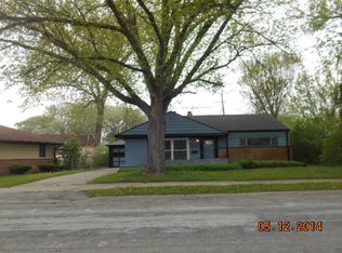 416 Shabbona Dr, Park Forest, IL 60466