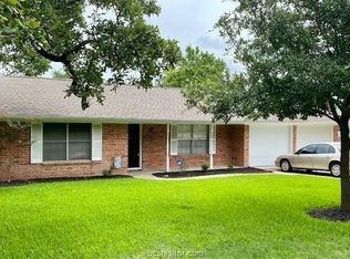 1207 Neal Pickett Dr, College Station, TX 77840
