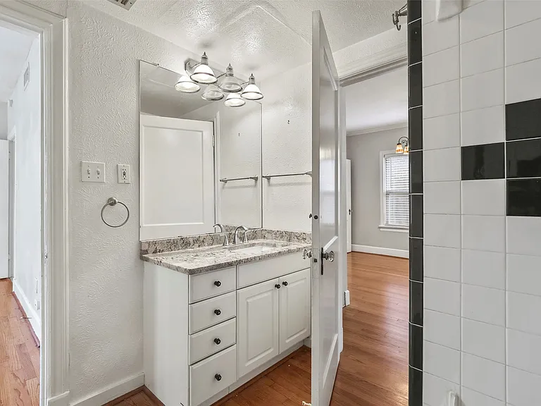 6166 Oram St — Photo 19
