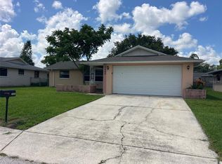 7240 Rosarian Dr, Port Richey, FL 34668