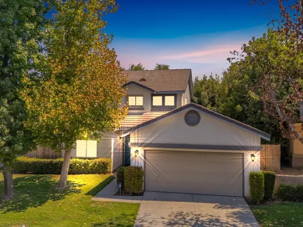 5000 Shadow Lake Dr, Bakersfield, CA 93313